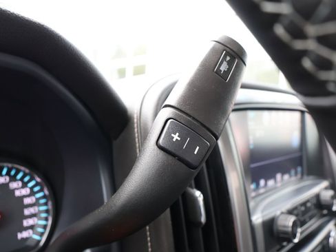 Used 2018 Chevrolet Silverado 1500 LTZ Z71 w/ LTZ Plus Package AWD/4WD image 17