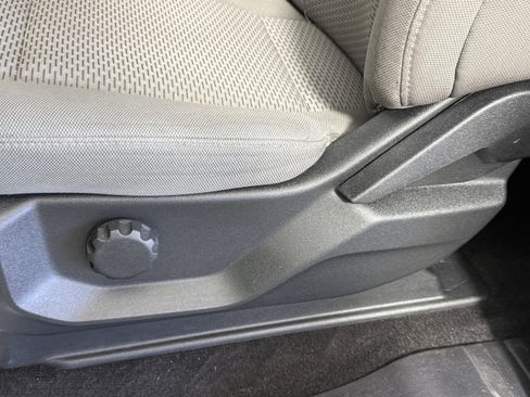 Certified 2018 Ford F150 XLT image 18