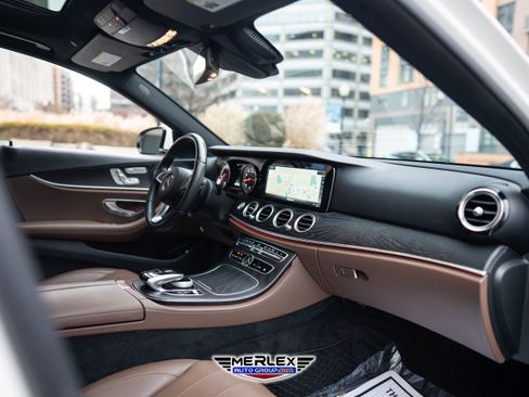 Used 2018 Mercedes-Benz E 300 300 image 15