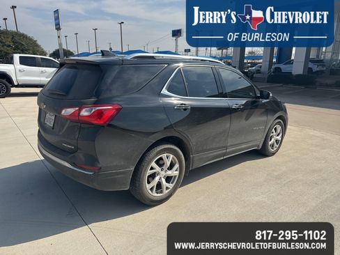 Used 2020 Chevrolet Equinox Premier w/ LPO, Floor Liner Package image 4