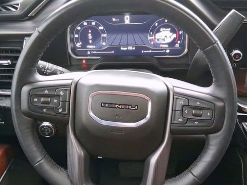 Used 2024 GMC Sierra 3500 Denali Ultimate image 22