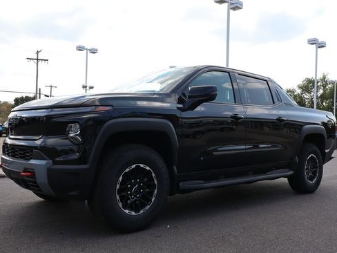 New 2026 Chevrolet Silverado EV Trail Boss image 8