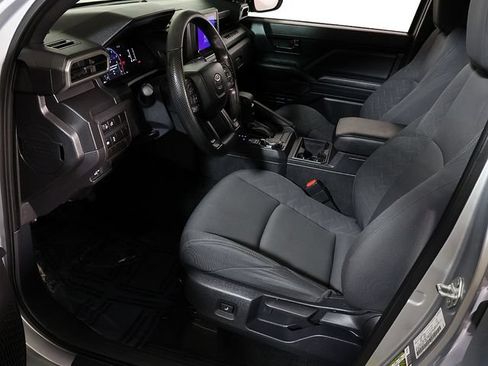 Used 2024 Toyota Tacoma SR AWD/4WD image 13