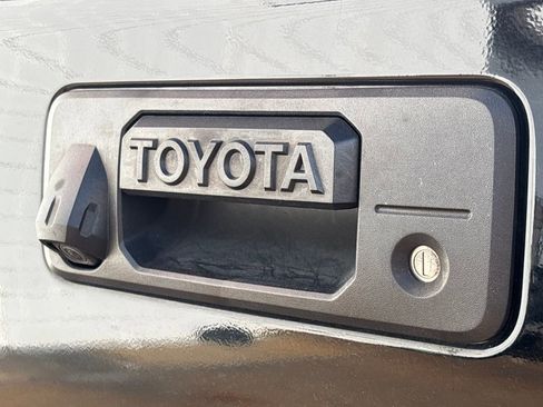 Used 2019 Toyota Tundra SR5 image 29