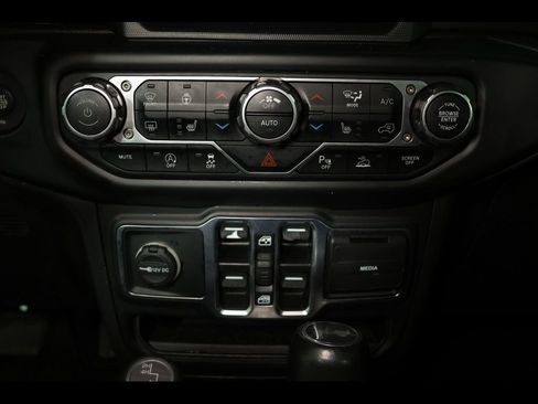 Used 2023 Jeep Wrangler Altitude image 24