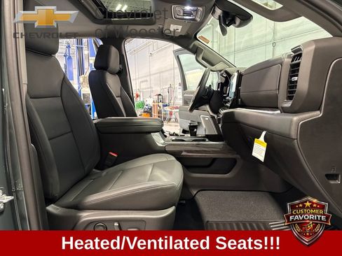 New 2026 Chevrolet Silverado 1500 LTZ w/ LTZ Convenience Package II AWD/4WD image 33