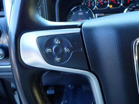 Used 2017 GMC Sierra 1500 SLE w/ SLE Value Package image 12