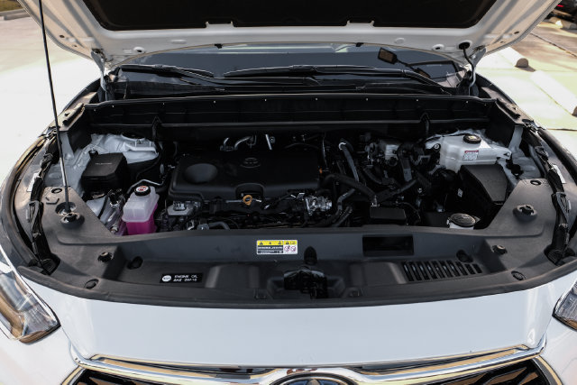 Used 2023 Toyota Highlander Platinum FWD image 58