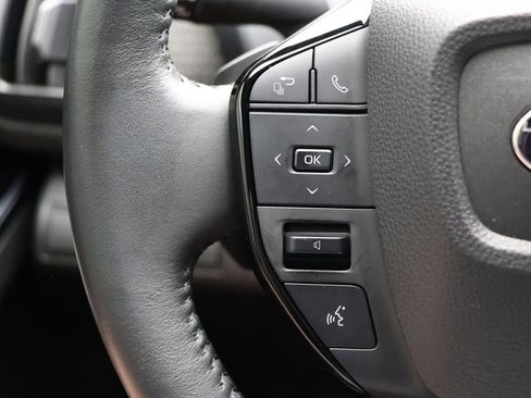 Used 2023 Subaru Solterra Limited image 16