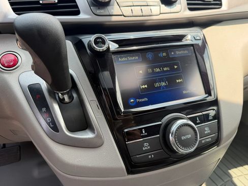 Used 2017 Honda Odyssey EX-L image 27