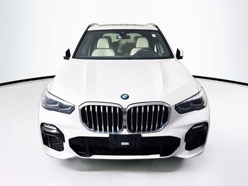 Used 2021 BMW X5 xDrive40i w/ M Sport Package AWD/4WD image 2