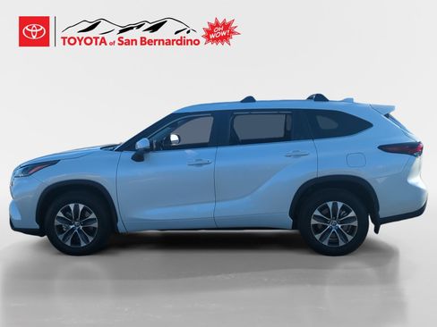 New 2026 Toyota Highlander XLE AWD/4WD image 2