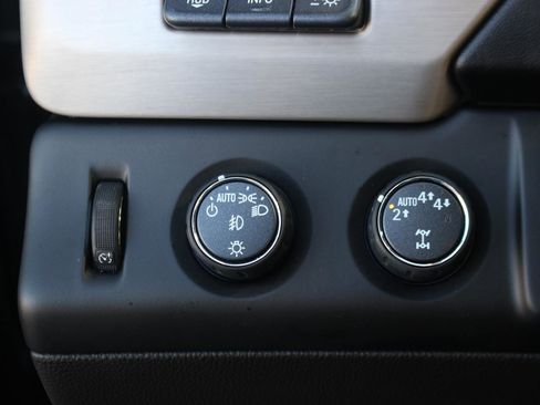 Used 2020 GMC Yukon Denali w/ Open Road Package image 31