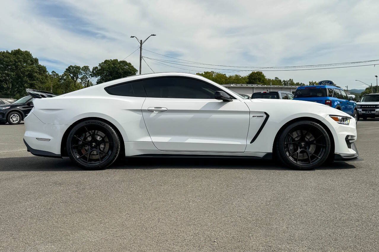 Used 2018 Ford Mustang Shelby GT350 w/ Electronics Package RWD image 12