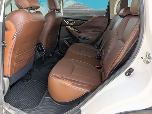 Used 2021 Subaru Forester Touring image 15