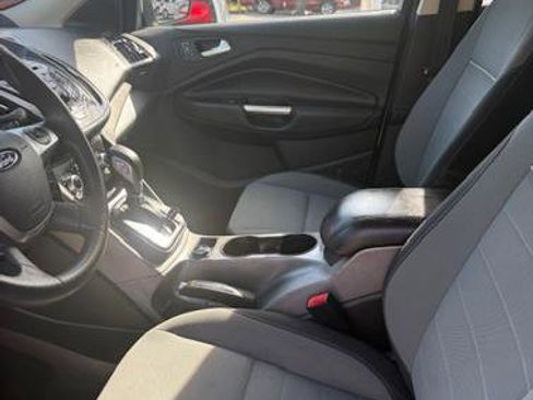 Used 2014 Ford Escape SE image 5