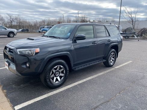 Used 2024 Toyota 4Runner TRD Off-Road image 7