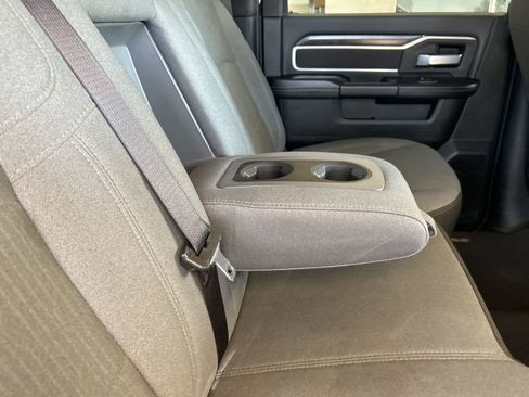 Used 2024 RAM 2500 Big Horn image 31
