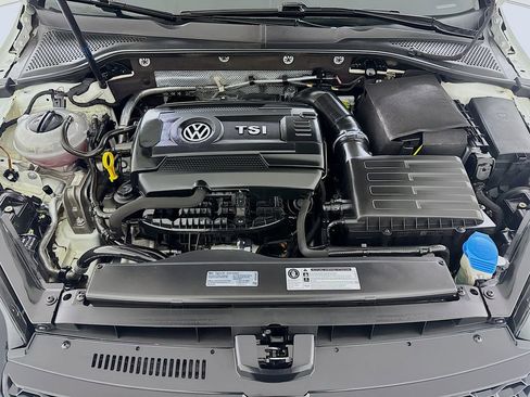 Used 2017 Volkswagen Golf Alltrack SE image 26