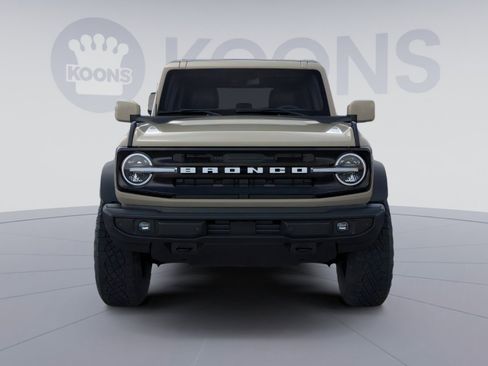 New 2026 Ford Bronco Outer Banks w/ Sasquatch Package image 8