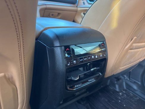 Used 2021 Jeep Grand Cherokee L Summit image 9