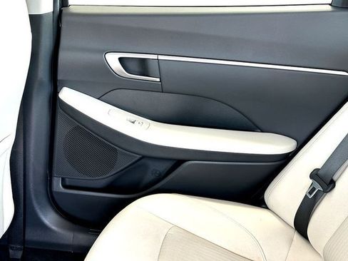 Used 2025 Hyundai Sonata SEL FWD image 20