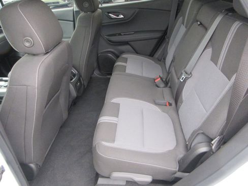 Used 2023 Chevrolet Blazer LT image 13