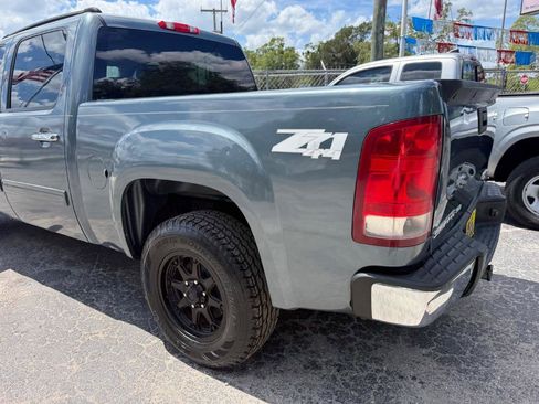 Used 2011 GMC Sierra 1500 SLE w/ Power Tech Package AWD/4WD image 6