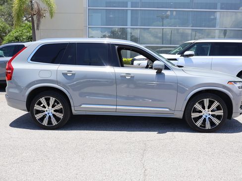 Used 2025 Volvo XC90 T8 Ultra w/ Protection Package Premier AWD/4WD image 10
