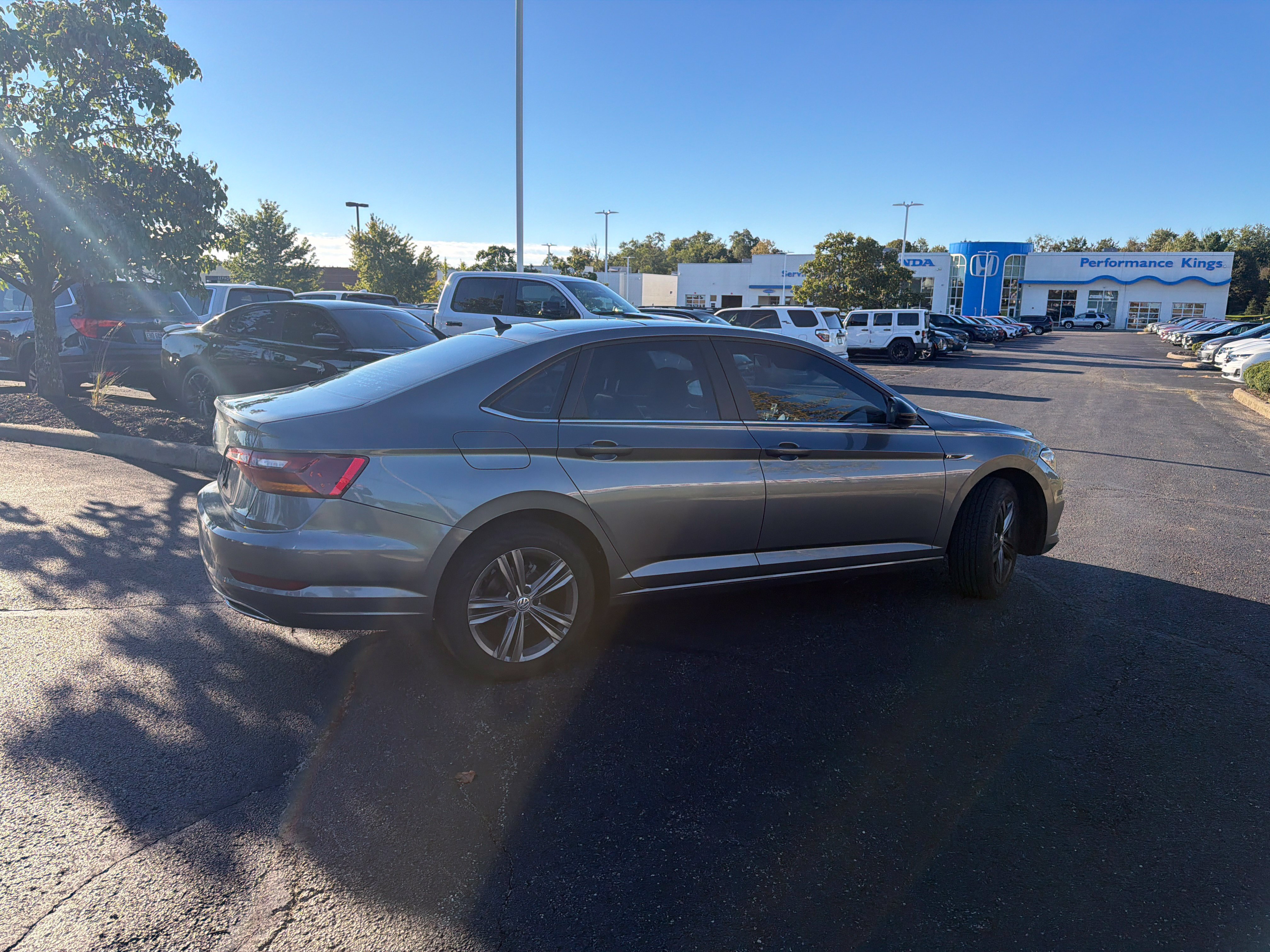 Used 2019 Volkswagen Jetta R-Line FWD image 8