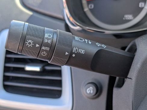 Used 2015 GMC Terrain SLE w/ Chrome Edition image 30