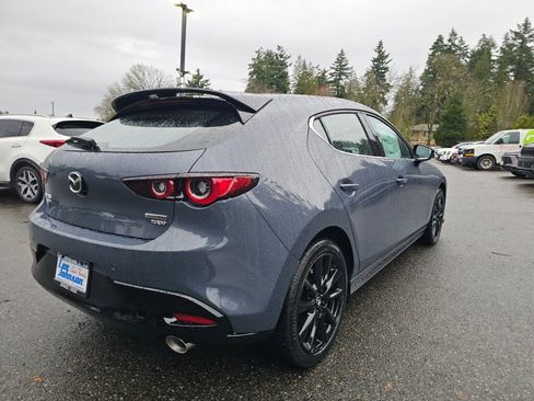 New 2026 MAZDA MAZDA3 Hatchback w/Premium Plus Pkg image 5