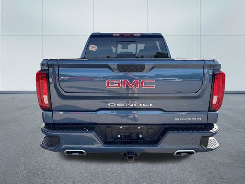 Used 2025 GMC Sierra 1500 Denali w/ Denali Reserve Package AWD/4WD image 3