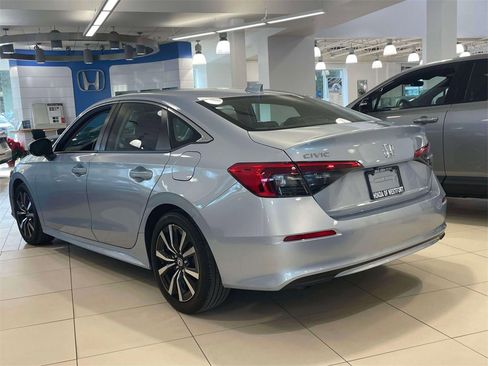 Certified 2023 Honda Civic EX image 4