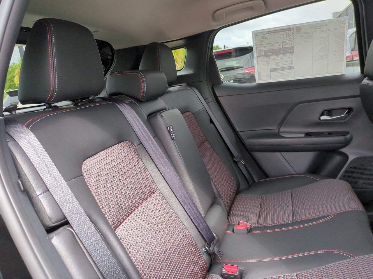 New 2026 Nissan Kicks SR FWD image 34