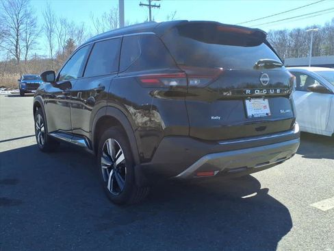 Certified 2023 Nissan Rogue SL w/ SL Premium Package image 5