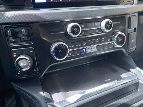 Used 2026 Ford F250 Platinum AWD/4WD image 31