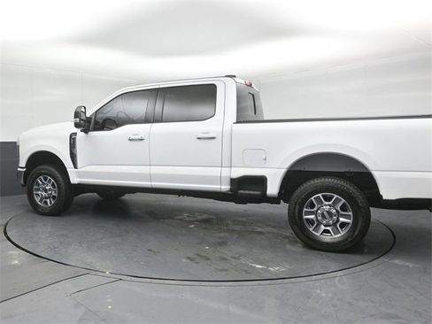 Used 2025 Ford F250 Lariat w/ Snow Plow Prep Package image 5