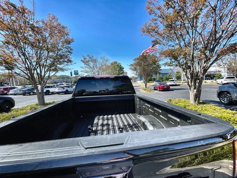 Used 2025 Chevrolet Silverado 2500 Custom w/ Custom Value Package image 25