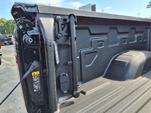 New 2025 GMC Sierra 2500 Denali w/ Denali Reserve Package image 5