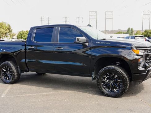 Used 2023 Chevrolet Silverado 1500 Custom RWD image 7