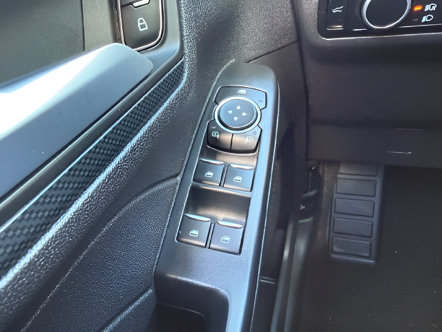Used 2023 Ford Escape ST-Line w/ Tech Pack #1 AWD/4WD image 24