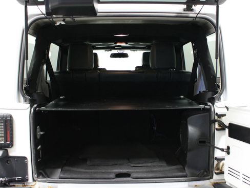 Used 2012 Jeep Wrangler Unlimited Sahara w/ Mopar Chrome Edition Group image 14