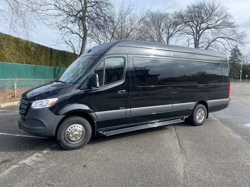 Used 2026 Mercedes-Benz Sprinter 3500 image 1