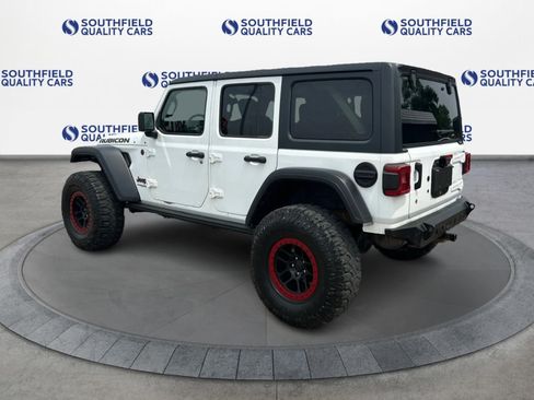 Used 2018 Jeep Wrangler Unlimited Rubicon w/ Dual Top Group AWD/4WD image 4