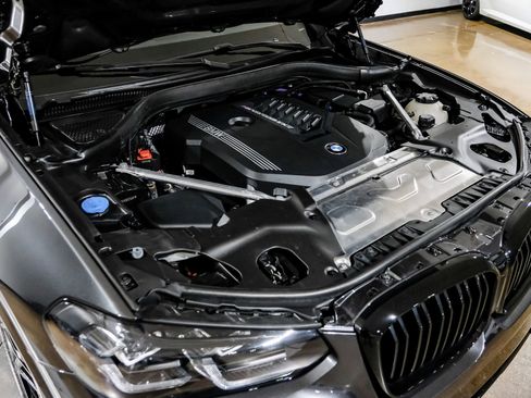 Used 2024 BMW X4 M40i w/ Shadowloine Package image 54