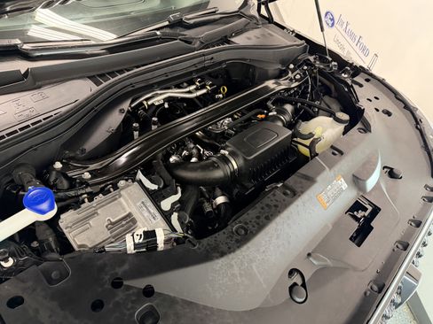 Used 2025 Lincoln Aviator Reserve w/ Equipment Group 201A image 32