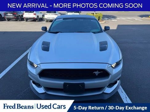 Used 2017 Ford Mustang GT Premium w/ Equipment Group 401A RWD image 2