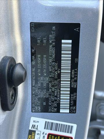 Used 2023 Toyota Highlander XLE FWD image 23