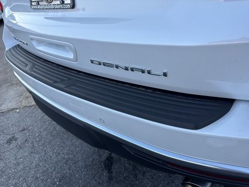 Used 2022 GMC Yukon Denali image 21